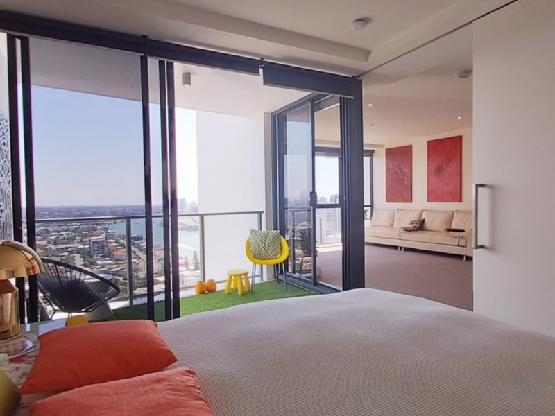 2902/4 Wahroonga Place, Surfers Paradise QLD 4217