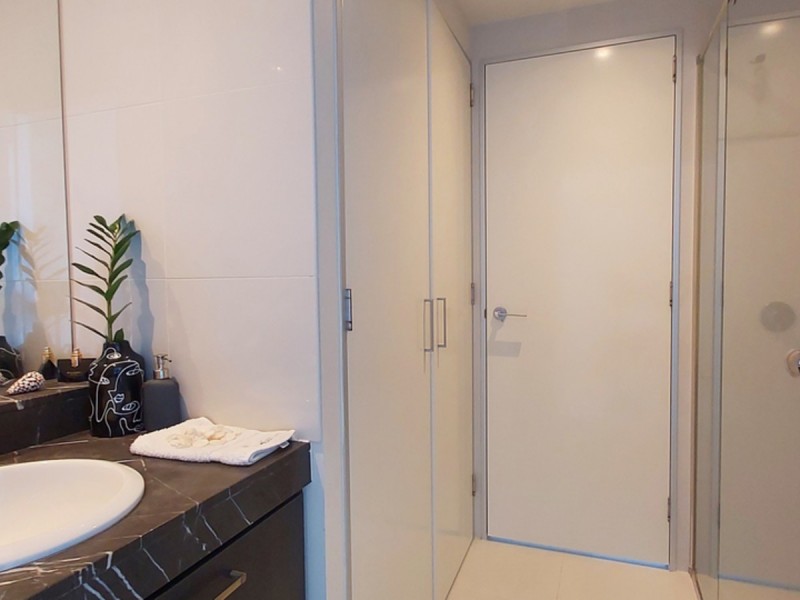 2902/4 Wahroonga Place, Surfers Paradise QLD 4217