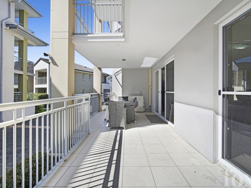 1002/33 Clark Street, Biggera Waters QLD 4216