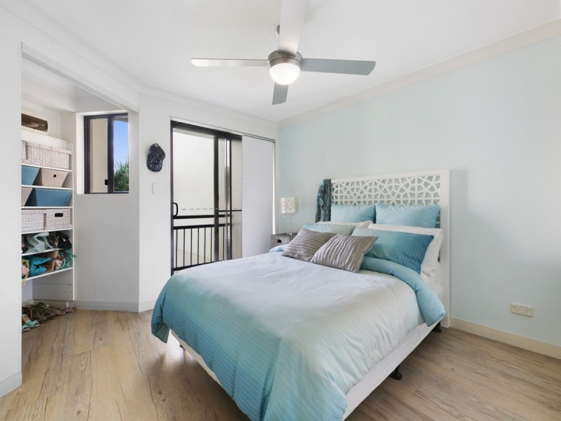 326/392 Marine Parade, Labrador QLD 4215