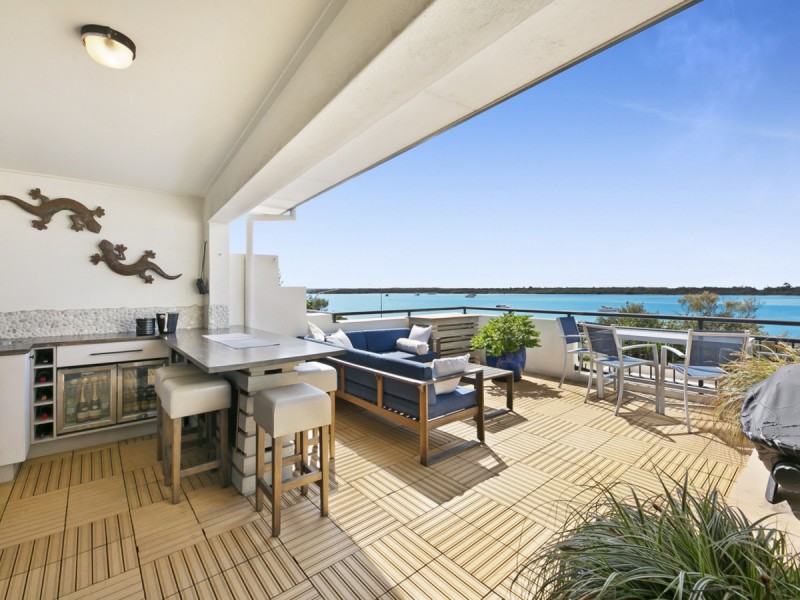 326/392 Marine Parade, Labrador QLD 4215