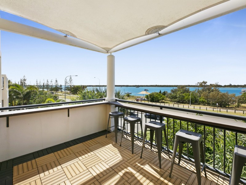 326/392 Marine Parade, Labrador QLD 4215
