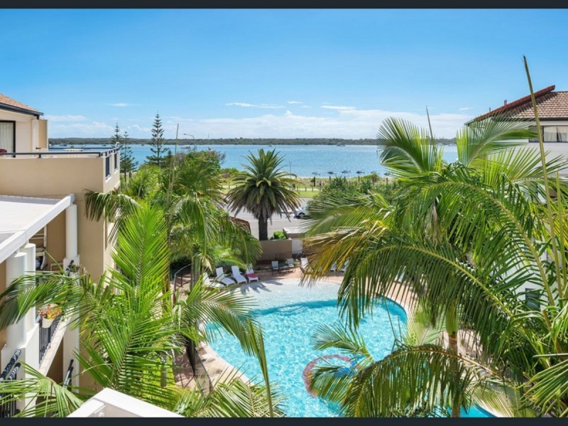 326/392 Marine Parade, Labrador QLD 4215