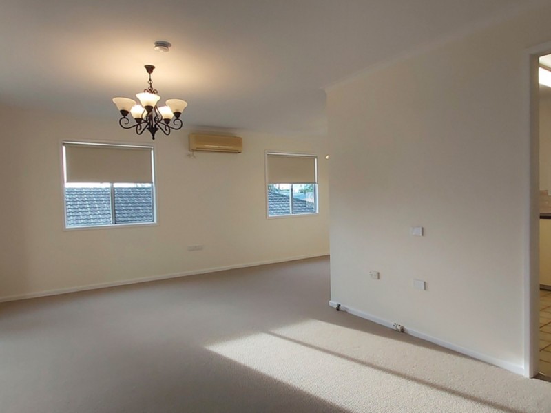 73 Falconer Street, Southport QLD 4215