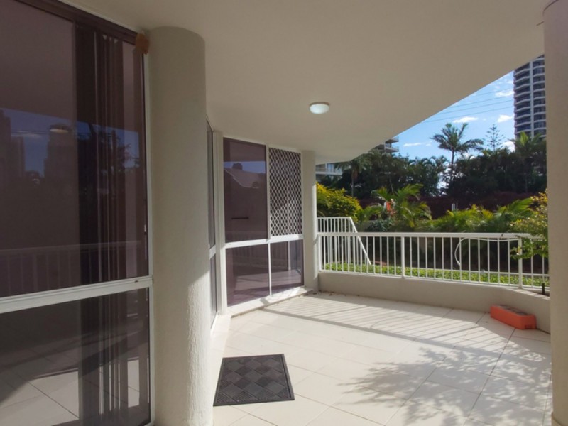 1/6 Breaker Street, Main Beach QLD 4217