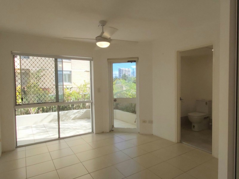 1/6 Breaker Street, Main Beach QLD 4217