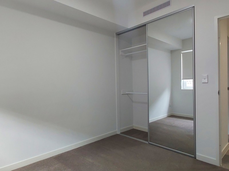 201/4-8 Meron, Southport QLD 4215
