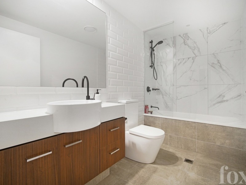 3008/397 Christine Avenue, Varsity Lakes QLD 4227