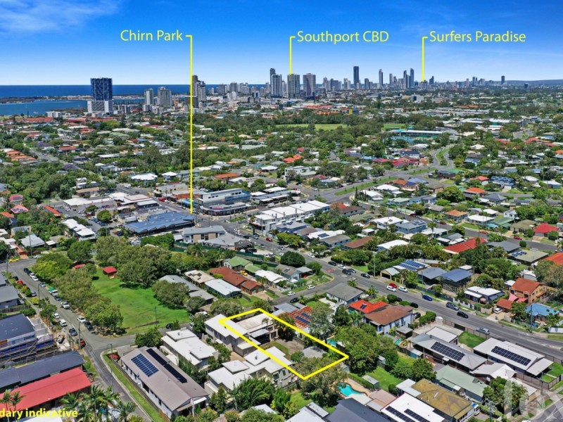 17 Chirn Crescent, Labrador QLD 4215