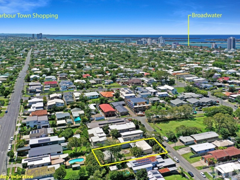 17 Chirn Crescent, Labrador QLD 4215