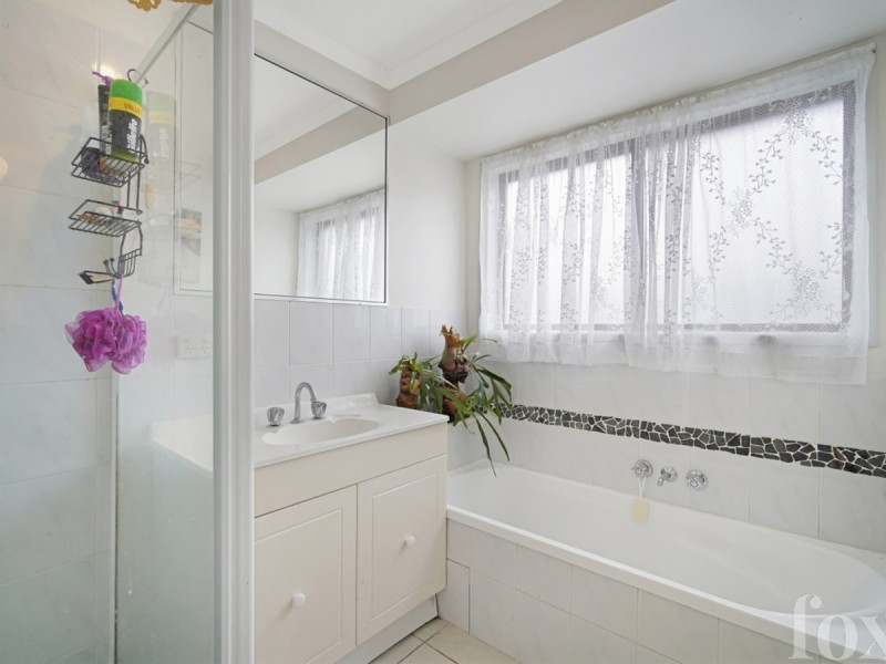 2/21 Botanical Drive, Labrador QLD 4215