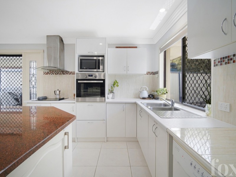 1/17 Botanical Drive, Labrador QLD 4215