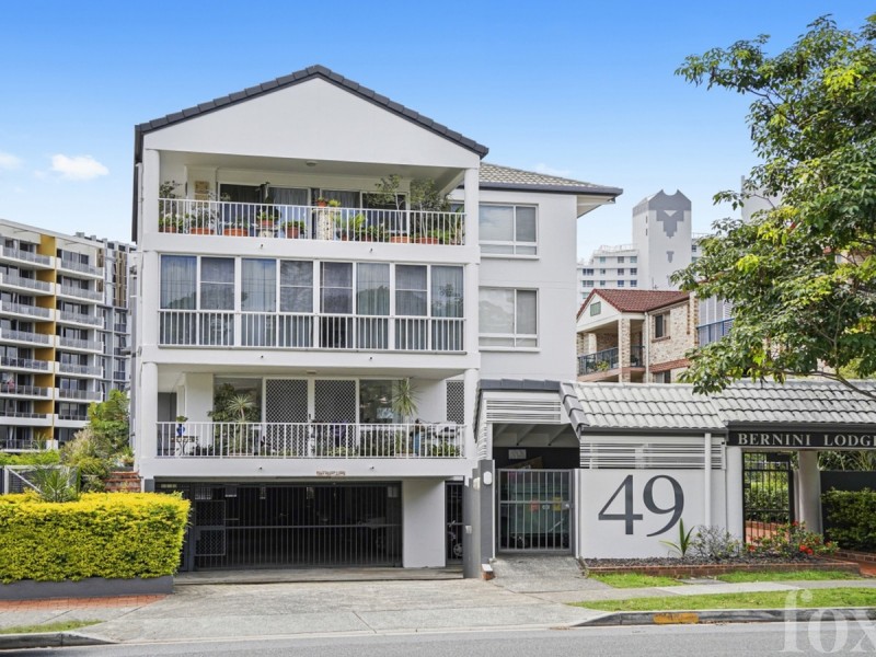 10/49 Bauer Street, Southport QLD 4215