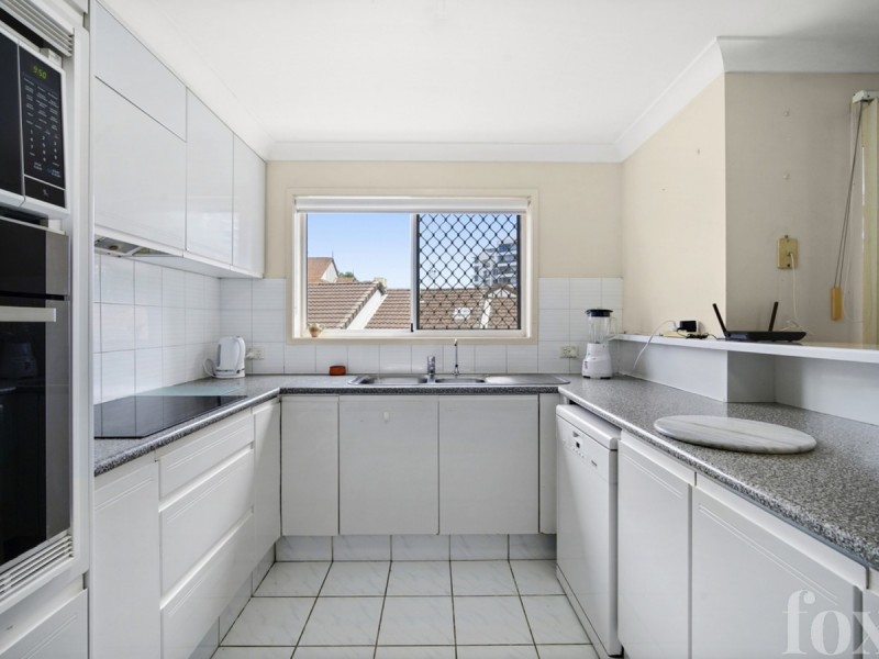 10/49 Bauer Street, Southport QLD 4215