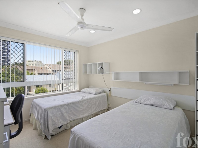 10/49 Bauer Street, Southport QLD 4215