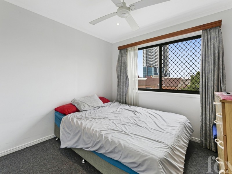 15/5-7 High Street, Southport QLD 4215