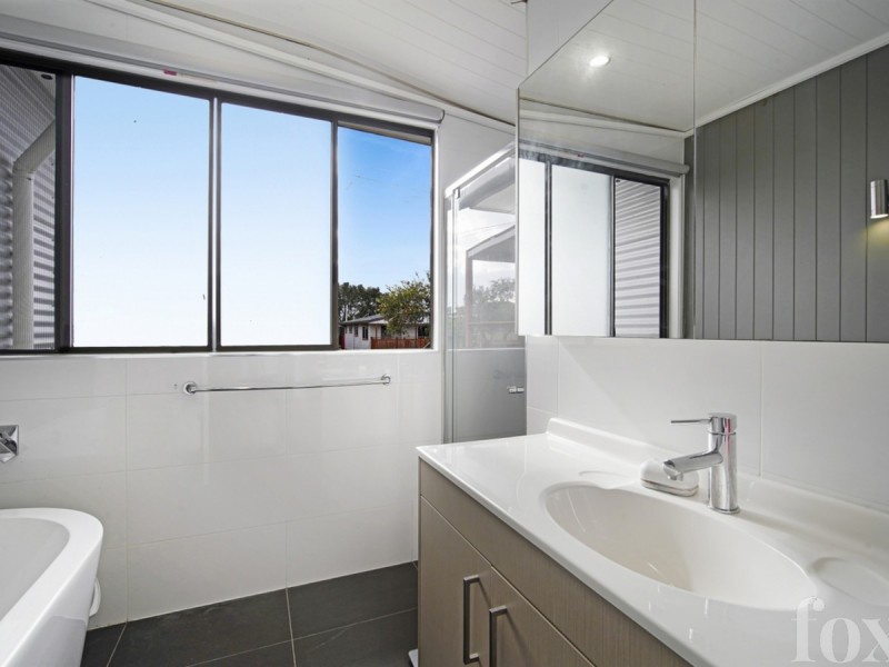 21 Kingsley Street, Labrador QLD 4215