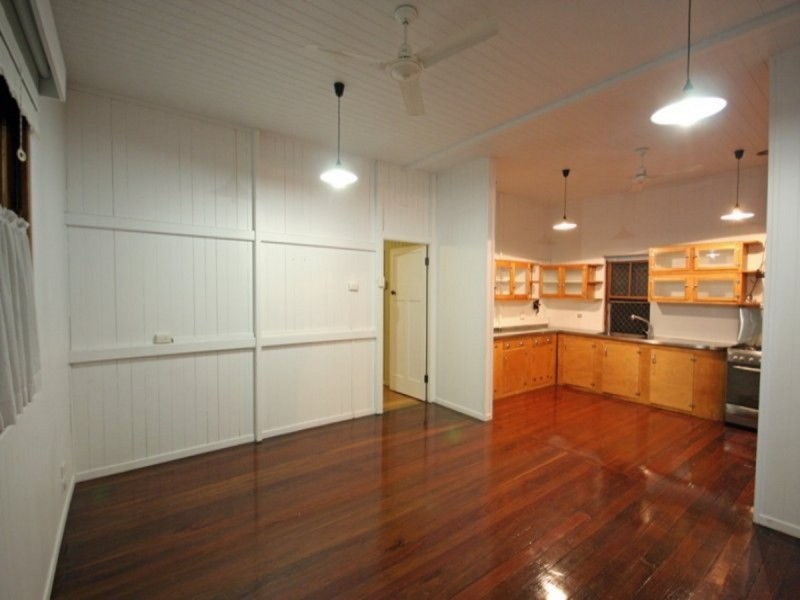 7 William Street, Southport QLD 4215