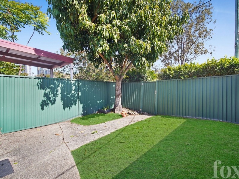 5 Spencer Street, Southport QLD 4215