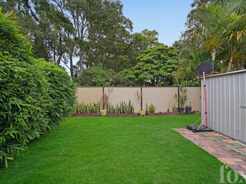 2/11 Telopea Street, Labrador QLD 4215
