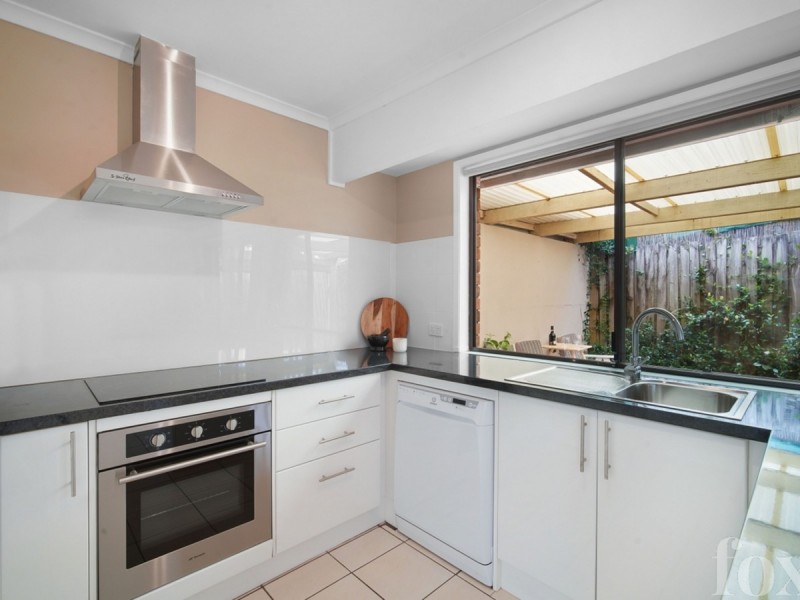 1/13 Senate Street, Labrador QLD 4215