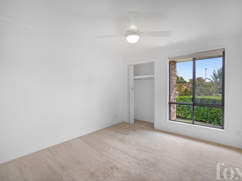 1/13 Senate Street, Labrador QLD 4215
