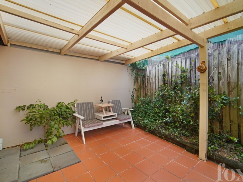 1/13 Senate Street, Labrador QLD 4215