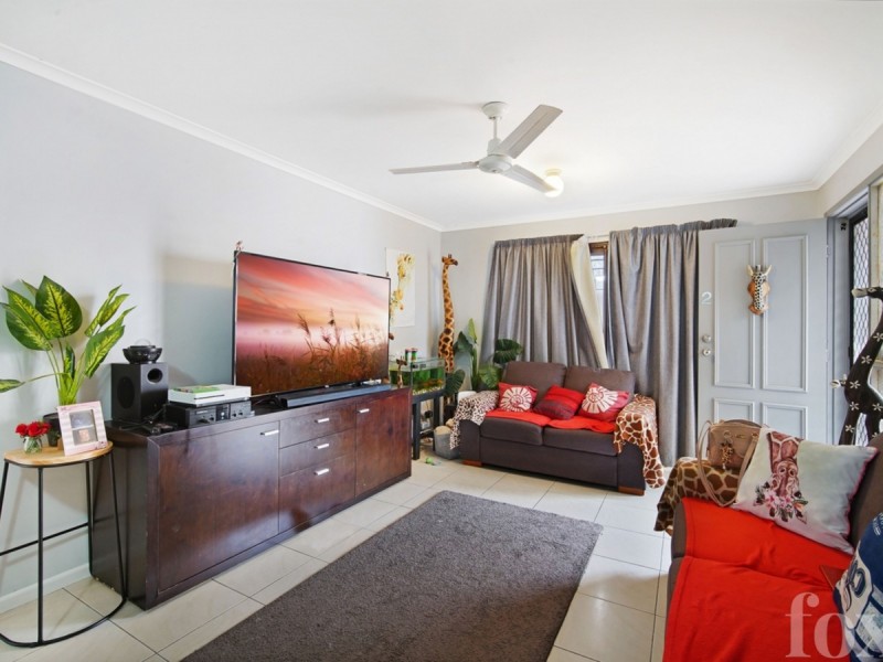 2/7 Morinda Way, Labrador QLD 4215