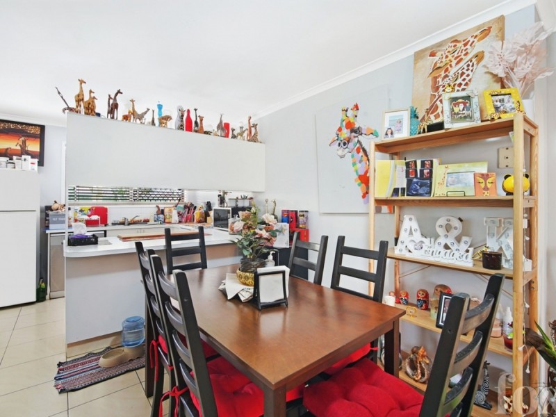 2/7 Morinda Way, Labrador QLD 4215