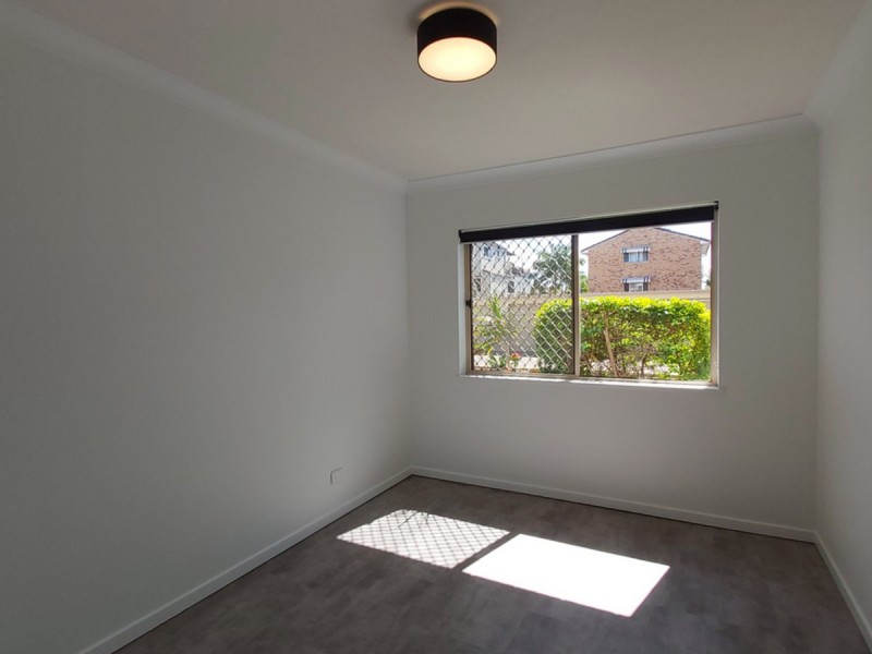 2/448 Marine Parade, Biggera Waters QLD 4216