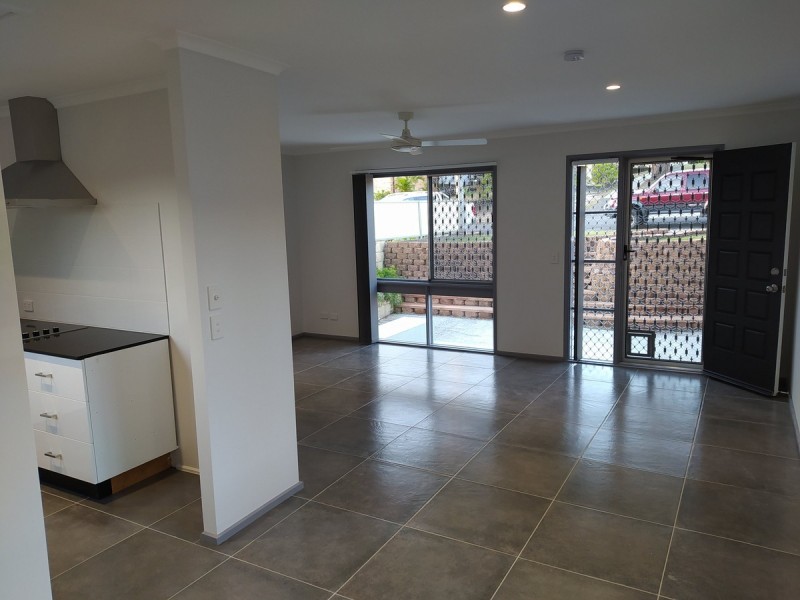 26 Gurrah Avenue, Southport QLD 4215