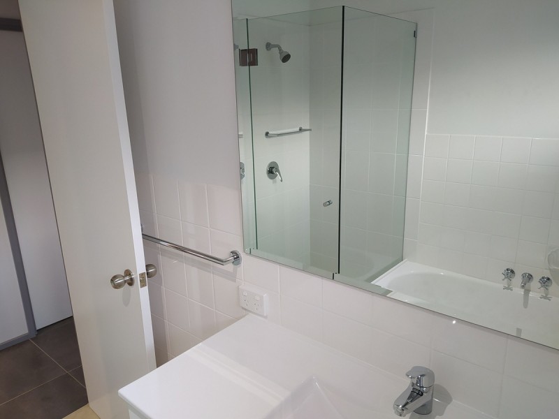 26 Gurrah Avenue, Southport QLD 4215