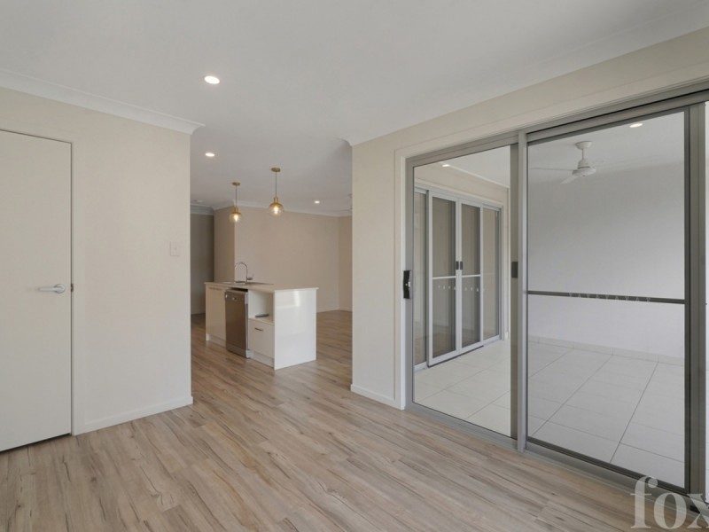 2/123 Falconer Street, Southport QLD 4215