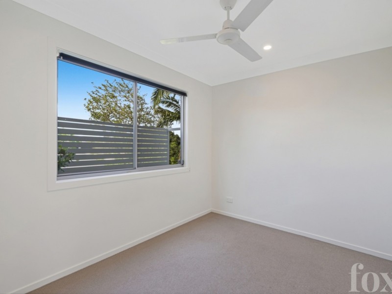 2/123 Falconer Street, Southport QLD 4215