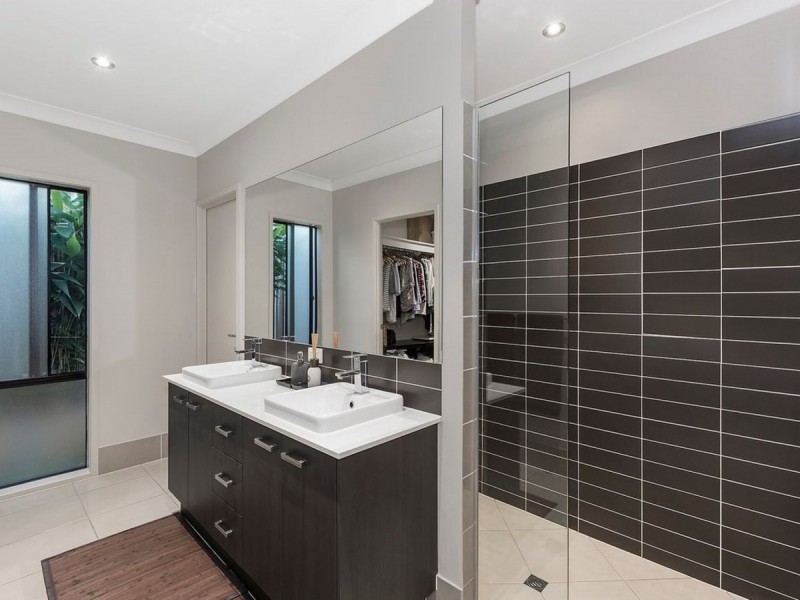 26 Wolseley Way, Upper Coomera QLD 4209