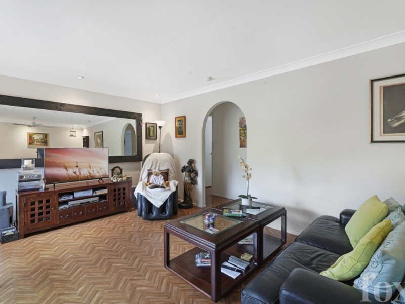 1/10 Burwood Court, Labrador QLD 4215