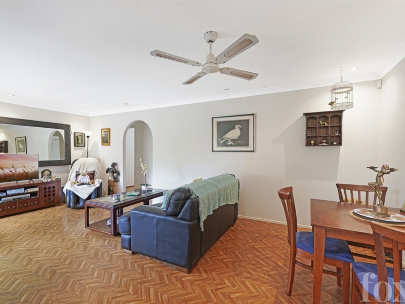 1/10 Burwood Court, Labrador QLD 4215