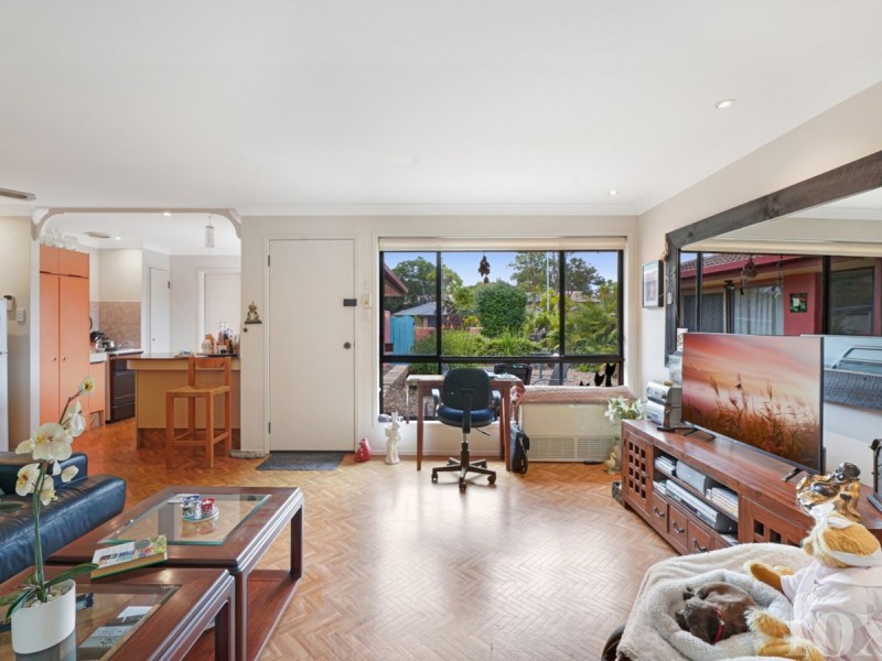 1/10 Burwood Court, Labrador QLD 4215