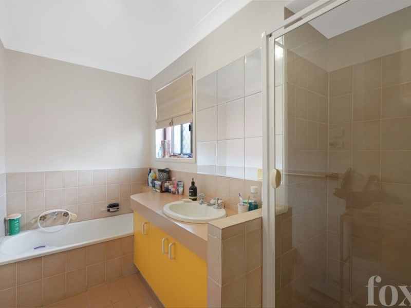 1/10 Burwood Court, Labrador QLD 4215