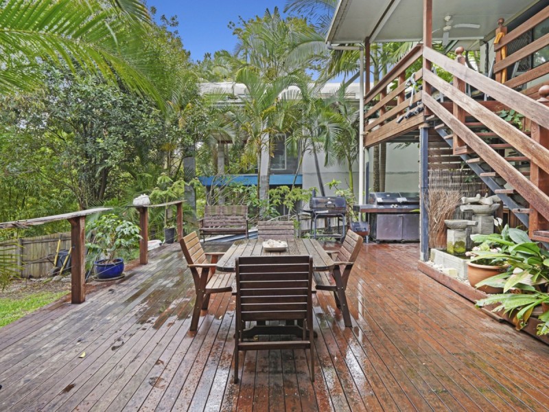 22 Golden Crescent, Southport QLD 4215