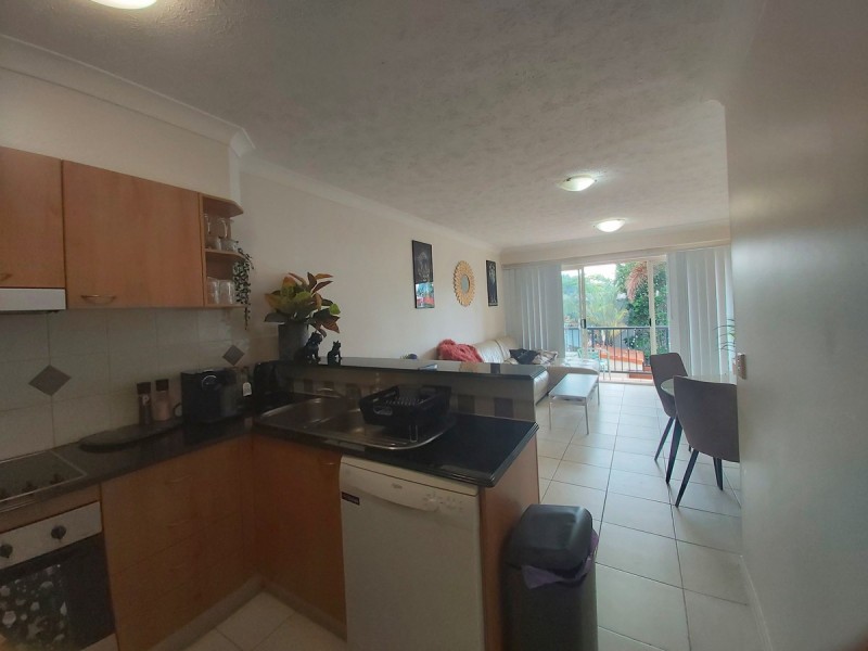 18/3 Sunset Boulevard, Surfers Paradise QLD 4217