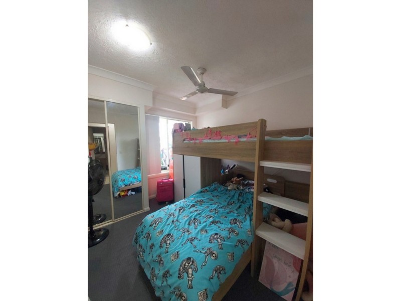 18/3 Sunset Boulevard, Surfers Paradise QLD 4217