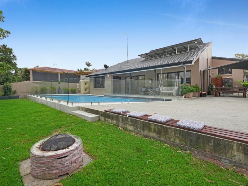 39 Bartlett Avenue, Nerang QLD 4211