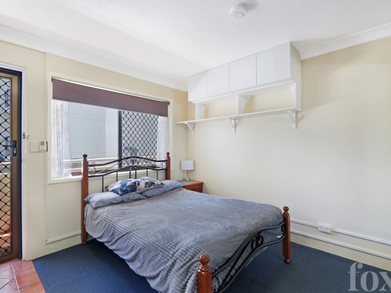 205/132 Marine Parade, Southport QLD 4215