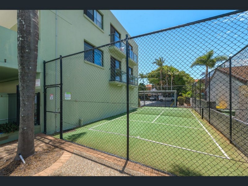 205/132 Marine Parade, Southport QLD 4215
