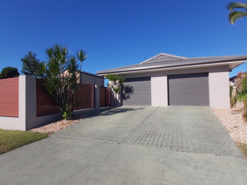 62 Gretel Drive, Mermaid Waters QLD 4218