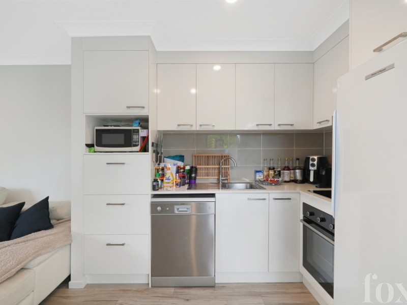 3/123 Falconer Street, Southport QLD 4215