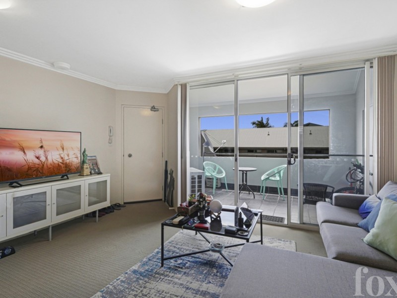 22/6-10 Rose Street, Southport QLD 4215
