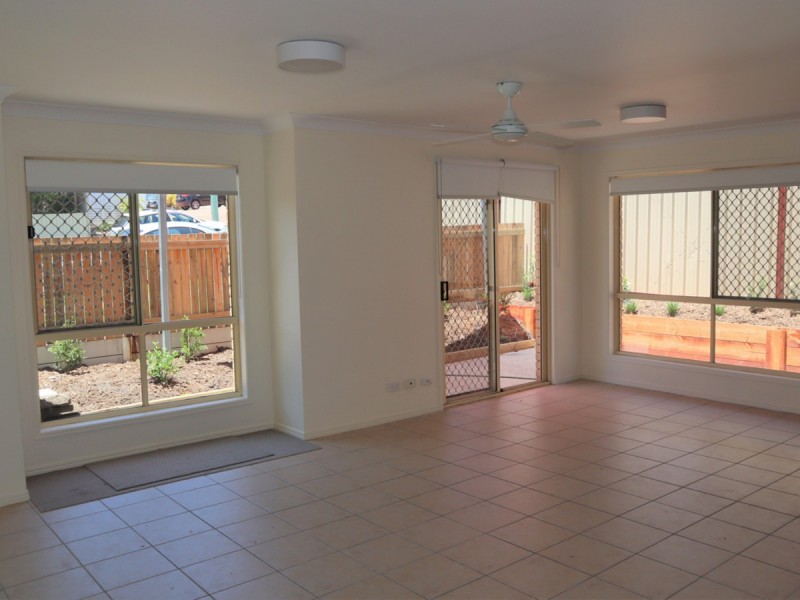 1/106 Pohlman Street, Southport QLD 4215