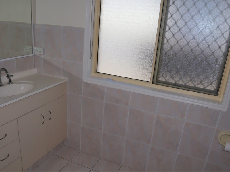 1/106 Pohlman Street, Southport QLD 4215